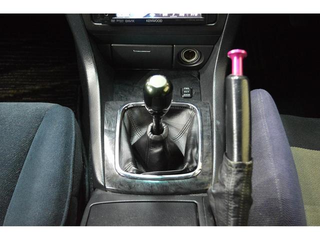 iR-V 5MT インタークーラー 車高調 ETC オーディオ 追加メーター モモステ(13枚目)