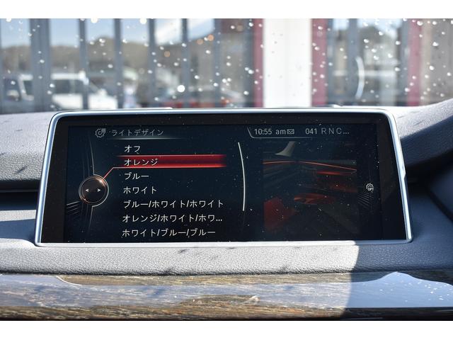 ｘＤｒｉｖｅ　３５ｄ　Ｍスポーツ　パノラマサンルーフ　ブラウンレザーシート　３６０°カメラ　ＫＷ車高調　ワイトレ　純正ナビ　フルセグ　電動リアゲート　２０インチＡＷ　Ｈａｒｍａｎ／Ｋａｒｄｏｎ　パドルシフト　ＥＴＣ(16枚目)