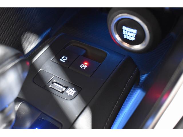 ハリアー Ｚ　純正ナビ　フルセグＴＶ　３６０°カメラ　トヨタセーフティセンス　ＥＴＣ２．０　デジタルインナーミラー　ドライブレコーダー　パワーシート　ＪＢＬ　ＢＳＭ　ＬＥＤヘッドライト　パワーバックドア　スマートキ（19枚目）