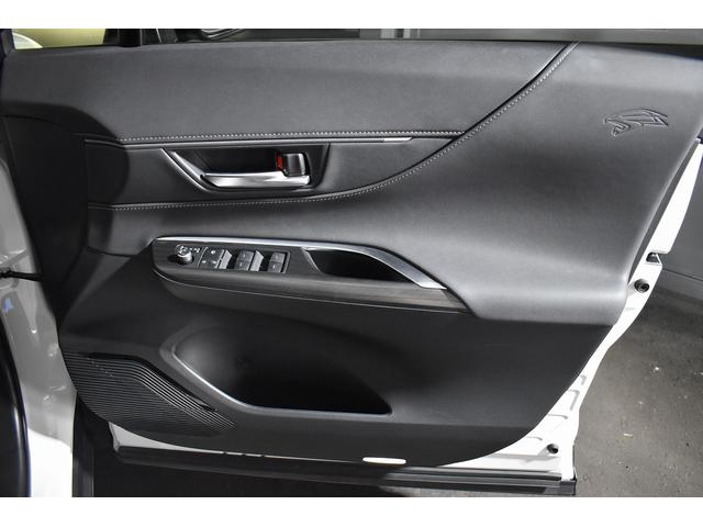 ハリアー Ｚ　純正ナビ　フルセグＴＶ　３６０°カメラ　トヨタセーフティセンス　ＥＴＣ２．０　デジタルインナーミラー　ドライブレコーダー　パワーシート　ＪＢＬ　ＢＳＭ　ＬＥＤヘッドライト　パワーバックドア　スマートキ（29枚目）