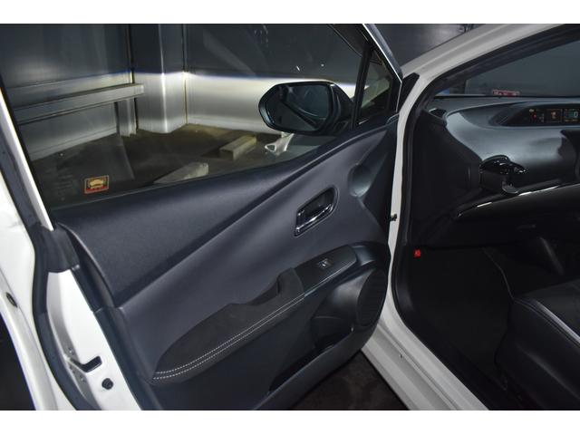 プリウスPHV Sナビパッケージ・GRスポーツ 純正ナビ バックカメラ フルセグTV ETC Bluetooth 前席シートヒーター レーダークルーズコントロール 純正18インチアルミホイール(17枚目)