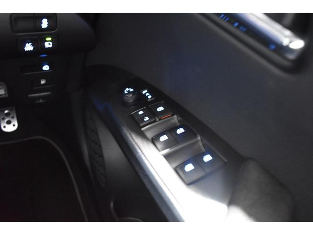 プリウスPHV Sナビパッケージ・GRスポーツ 純正ナビ バックカメラ フルセグTV ETC Bluetooth 前席シートヒーター レーダークルーズコントロール 純正18インチアルミホイール(23枚目)