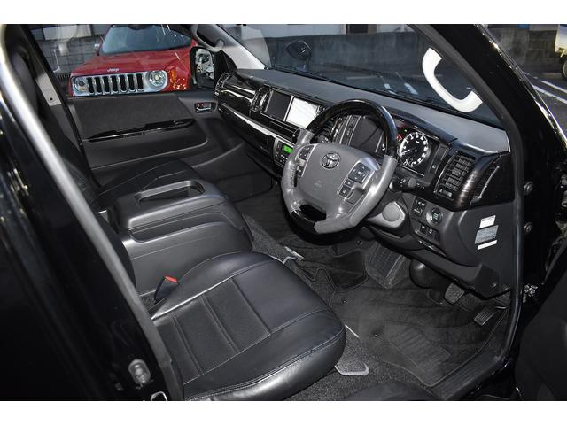 ハイエースワゴン グランドキャビン(3枚目)