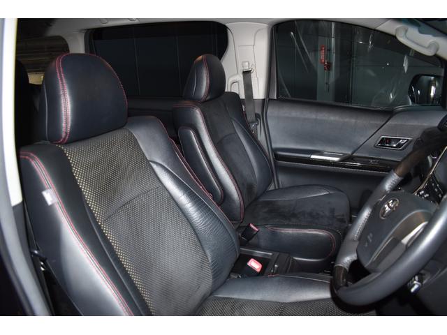 ヴェルファイア ２．４Ｚ　ゴールデンアイズＩＩ　純正ナビ　バックカメラ　パワーリヤゲート　フルセグＴＶ　ハーフレザー　フリップダウンモニター　ＥＴＣ　両側パワースライドドア　純正１８インチＡＷ　Ｂｌｕｅｔｏｏｔｈ　クルーズコントロール（22枚目）