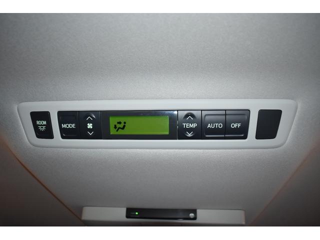 ヴェルファイア ２．４Ｚ　ゴールデンアイズＩＩ　純正ナビ　バックカメラ　パワーリヤゲート　フルセグＴＶ　ハーフレザー　フリップダウンモニター　ＥＴＣ　両側パワースライドドア　純正１８インチＡＷ　Ｂｌｕｅｔｏｏｔｈ　クルーズコントロール（30枚目）