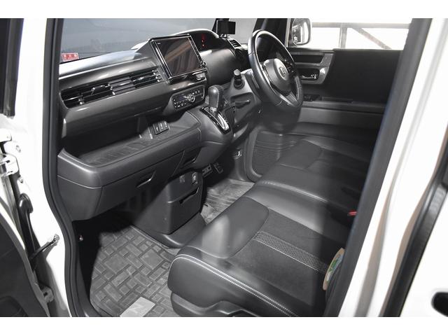 N-BOXカスタム Lターボ 純正ナビ フルセグTV バックカメラ ホンダセンシング ETC Bluetooth 両側パワースライドドア レーダー探知機 ドライブレコーダー インナーミラー エンジンスターター スマートキー(30枚目)