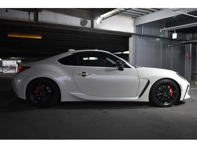 GR86 RZ 6MT ナビ フルセグTV HKS車高調 フジツボマフラー ブレンボキャリパー Bluetooth ETC クルーズコントロール バックカメラ シートヒーター 純正18インチAW LEDヘッドライト(6枚目)