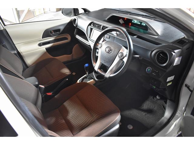 アクア G SDナビ ワンセグTV バックカメラ ETC シートヒーター スマートキー プッシュスタート(2枚目)