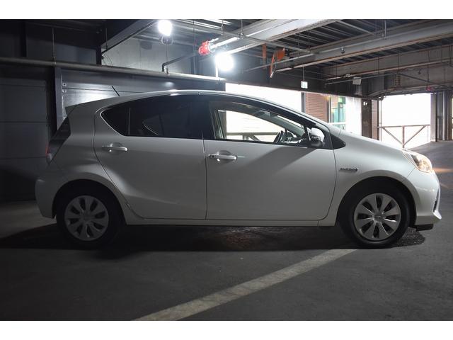 アクア G SDナビ ワンセグTV バックカメラ ETC シートヒーター スマートキー プッシュスタート(25枚目)