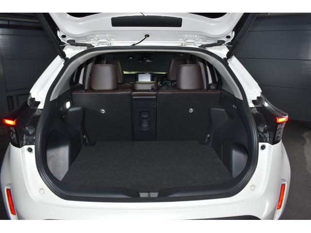 ヤリスクロス ハイブリッドＺ　純正ナビ機能付ディスプレイオーディオ　バックカメラ　ＥＴＣ　ドライブレコーダー　シートヒーター　ブラインドスポットモニター　レーダークルーズコントロール　フルセグＴＶ（7枚目）