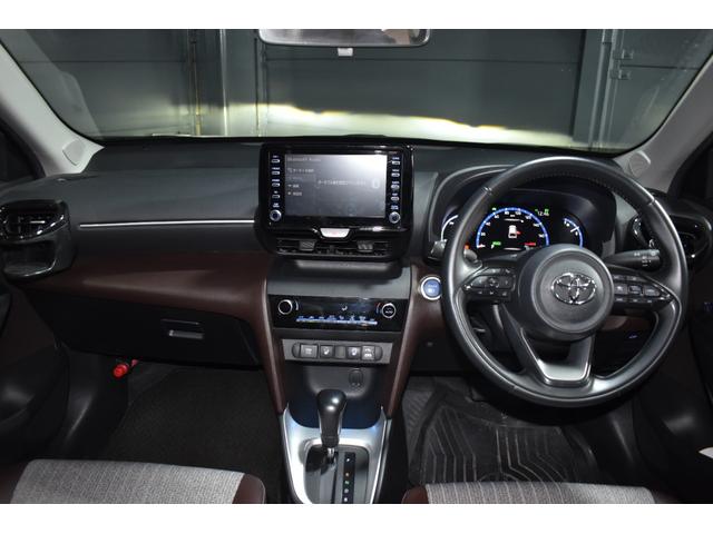 ヤリスクロス ハイブリッドＺ　純正ナビ機能付ディスプレイオーディオ　バックカメラ　ＥＴＣ　ドライブレコーダー　シートヒーター　ブラインドスポットモニター　レーダークルーズコントロール　フルセグＴＶ（32枚目）