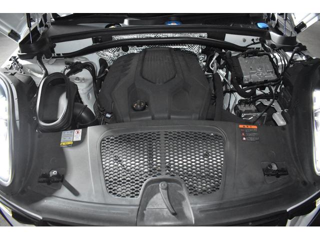 ���Ђ̓J�X�^���ɋ��݂�����܂��B�u����ȃp�[�c��t�������v�u�͂�����ƕ�����Ȃ����ǂ���ȃC���[�W�ɂ������v�ȂǁA����Ȃ�ł������k���������I���Ђ̃I���W�i���G�A���p�[�c�����삵�Ă��܂���