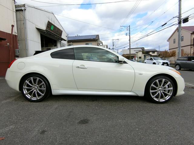 370GT タイプSクーペ 純正HDDナビ 純正19アルミ(4枚目)