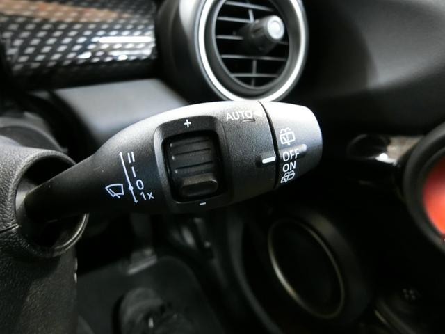 ＭＩＮＩ クーパーＳ　ワンオーナー　禁煙車　ＭＩＮＩ純正ナビ　純正１８インチアルミ　Ｂｌｕｅｔｏｏｔｈ対応　ターボ車　ＬＥＤヘッドライト　アイドリングストップ　ＥＴＣ　オートライト　盗難防止装置　オートエアコン（71枚目）