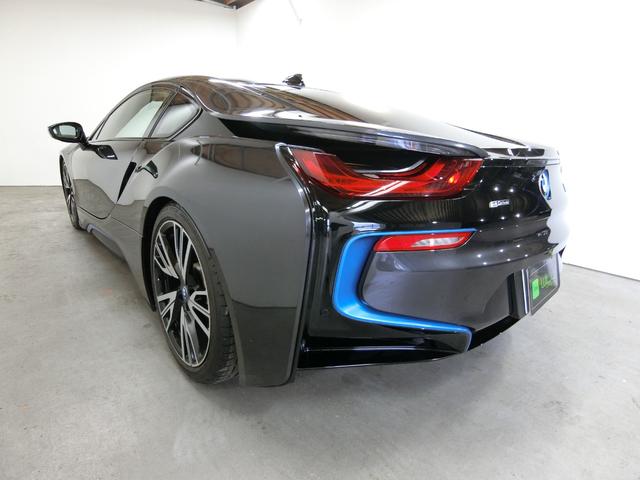 ｉ８ ベースグレード　禁煙車　ガルウィング　ＢＭＷツインパワーターボ＋電気モーター　フルタイム４ＷＤ　パドルシフト　サンプロテクションガラス　純正２０インチアロイホイール　ヘッドアップディスプレイ　プッシュスタート（14枚目）