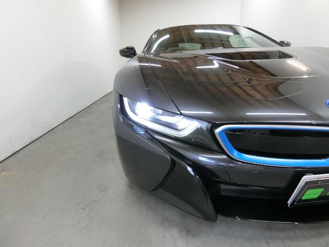 ｉ８ ベースグレード　禁煙車　ガルウィング　ＢＭＷツインパワーターボ＋電気モーター　フルタイム４ＷＤ　パドルシフト　サンプロテクションガラス　純正２０インチアロイホイール　ヘッドアップディスプレイ　プッシュスタート（21枚目）