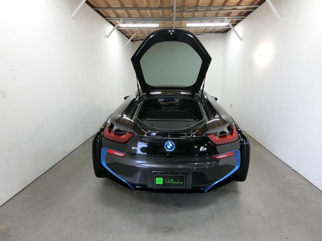 ｉ８ ベースグレード　禁煙車　ガルウィング　ＢＭＷツインパワーターボ＋電気モーター　フルタイム４ＷＤ　パドルシフト　サンプロテクションガラス　純正２０インチアロイホイール　ヘッドアップディスプレイ　プッシュスタート（46枚目）