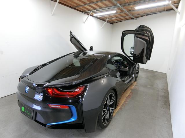 ｉ８ ベースグレード　禁煙車　ガルウィング　ＢＭＷツインパワーターボ＋電気モーター　フルタイム４ＷＤ　パドルシフト　サンプロテクションガラス　純正２０インチアロイホイール　ヘッドアップディスプレイ　プッシュスタート（49枚目）