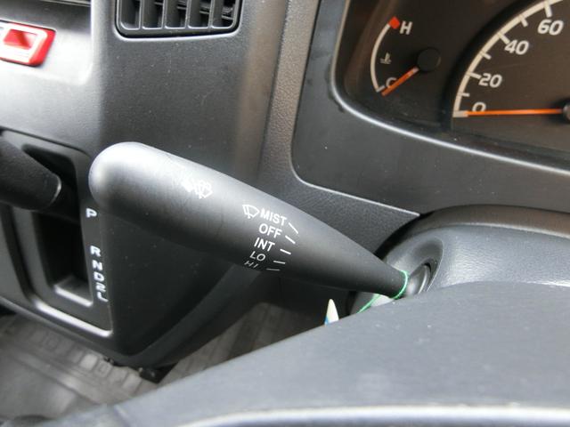 ライトエースバン ＤＸ　クラリオンナビ　ＥＴＣ　両側スライドドア　キーレス　　運転席助手席エアバック　純正ドアバイザー　フロント純正フロアゴムマット　スペアタイヤ　荷室内寸長１７６０ｍｍ×幅１４９５ｍｍ×高１３０５ｍｍ（11枚目）