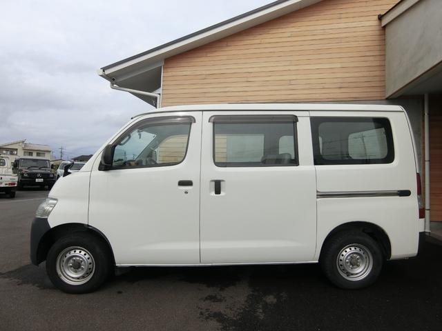 ライトエースバン ＤＸ　クラリオンナビ　ＥＴＣ　両側スライドドア　キーレス　　運転席助手席エアバック　純正ドアバイザー　フロント純正フロアゴムマット　スペアタイヤ　荷室内寸長１７６０ｍｍ×幅１４９５ｍｍ×高１３０５ｍｍ（52枚目）