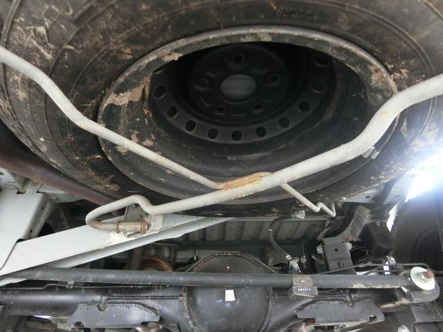 ライトエースバン ＤＸ　クラリオンナビ　ＥＴＣ　両側スライドドア　キーレス　　運転席助手席エアバック　純正ドアバイザー　フロント純正フロアゴムマット　スペアタイヤ　荷室内寸長１７６０ｍｍ×幅１４９５ｍｍ×高１３０５ｍｍ（66枚目）