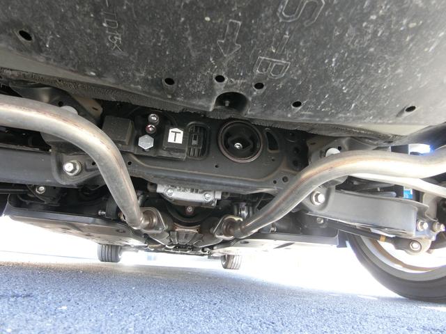 ＩＳ ＩＳ３００ｈ　Ｆスポーツ　メーカーナビ　レーダークルーズコントロール　ＥＴＣ２．０　ＬＥＤヘッドライト　バックカメラ　ドライブレコーダー　パドルシフト　シートヒーター　パワーシート　ハーフレザーシート　純正１８インチＡＷ（17枚目）