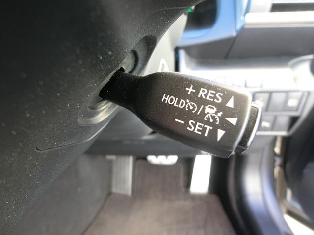 ＩＳ ＩＳ３００ｈ　Ｆスポーツ　メーカーナビ　レーダークルーズコントロール　ＥＴＣ２．０　ＬＥＤヘッドライト　バックカメラ　ドライブレコーダー　パドルシフト　シートヒーター　パワーシート　ハーフレザーシート　純正１８インチＡＷ（26枚目）