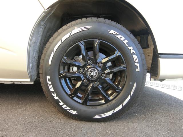ハイエースワゴン グランドキャビン 6AT4WD 10人乗り BAREROCK15インチAW トヨタセーフティセンス 360°パノラミックビューモニター デジタルインナーミラー ETC2.0 LEDヘッドライト パワースライドドア 禁煙(15枚目)