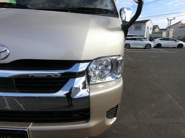 ハイエースワゴン グランドキャビン 6AT4WD 10人乗り BAREROCK15インチAW トヨタセーフティセンス 360°パノラミックビューモニター デジタルインナーミラー ETC2.0 LEDヘッドライト パワースライドドア 禁煙(22枚目)