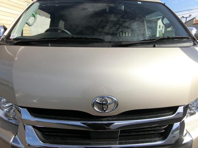 ハイエースワゴン グランドキャビン 6AT4WD 10人乗り BAREROCK15インチAW トヨタセーフティセンス 360°パノラミックビューモニター デジタルインナーミラー ETC2.0 LEDヘッドライト パワースライドドア 禁煙(23枚目)