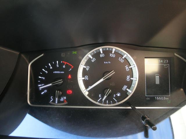 ハイエースワゴン グランドキャビン 6AT4WD 10人乗り BAREROCK15インチAW トヨタセーフティセンス 360°パノラミックビューモニター デジタルインナーミラー ETC2.0 LEDヘッドライト パワースライドドア 禁煙(37枚目)