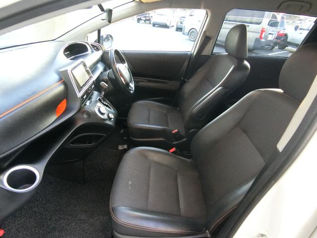 シエンタ ハイブリッドG クエロ 両側パワースライドドア ETC2.0 Tコネクトフルセグナビ バックカメラ 衝突軽減システム Bluetooth接続 ミュージックサーバー 7人乗り エアバック レーンアシスト 衝突安全ボディ 禁煙(7枚目)