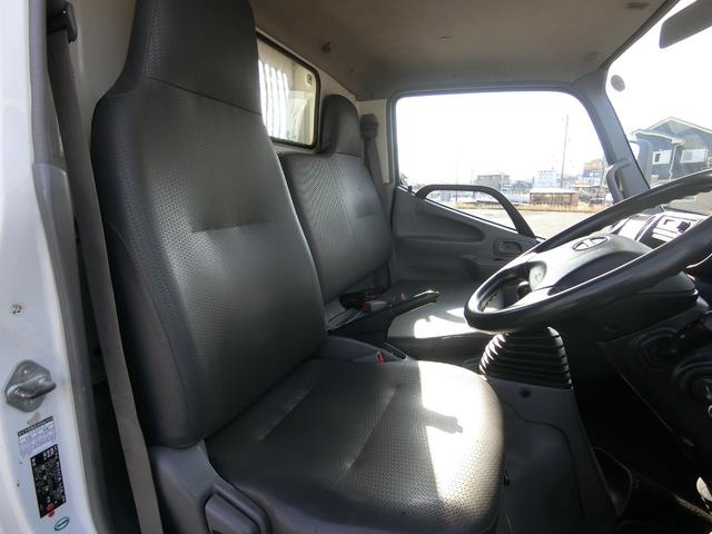 デュトロ 全低床ダンプ　５ＭＴ　ディーゼル　３ｔ積　３人乗り　ダンプシート　スペアタイヤ　パワーウィンドウ　パワステ　運転席エアバック　ダブルタイヤ（22枚目）