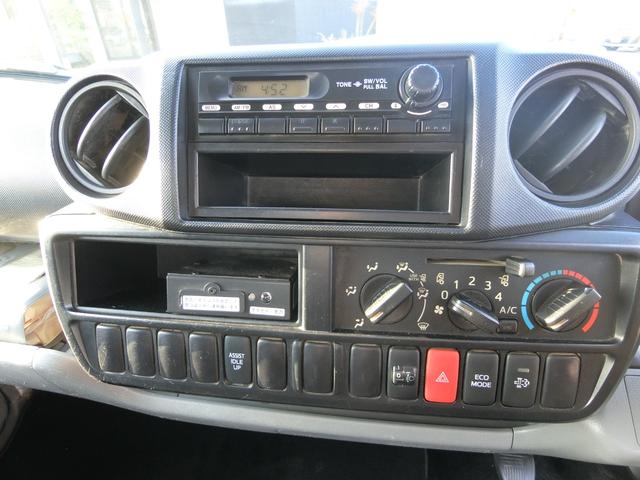 デュトロ 全低床ダンプ　５ＭＴ　ディーゼル　３ｔ積　３人乗り　ダンプシート　スペアタイヤ　パワーウィンドウ　パワステ　運転席エアバック　ダブルタイヤ（26枚目）