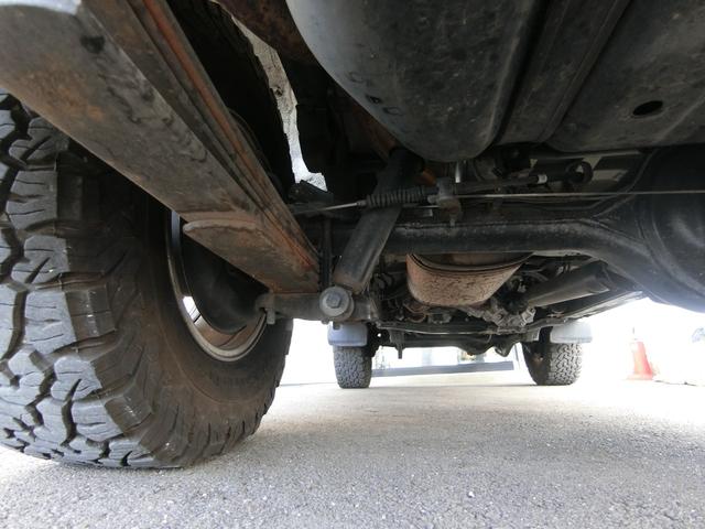 ランドクルーザー７０ バン　４ＷＤ　５ＭＴ　３０ＴＨアニバーサリー　ＢＦＧｏｏｄｉｃｈホワイトレター　リアベッドキット　前後ドライブレコーダー　ＥＴＣ　バックカメラ　シートカバー　純正フルセグナビ　キーレス　禁煙　記録簿（68枚目）