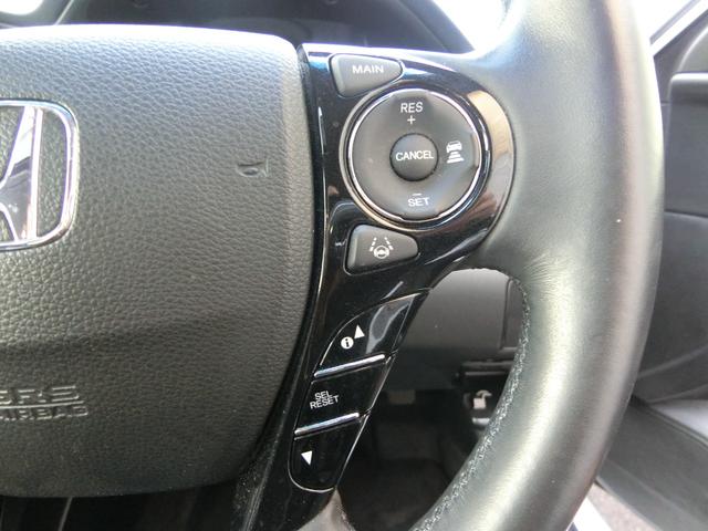 アコードハイブリッド ＥＸ　サンルーフ　バックカメラ　ＥＴＣ　電動リアサンシェード　オートクルーズコントロール　純正ナビ　純正１７インチＡＷ　パワーシート　レザーシート　シートヒーター　Ｂｌｕｅｔｏｏｔｈ接続　記録簿　禁煙（28枚目）