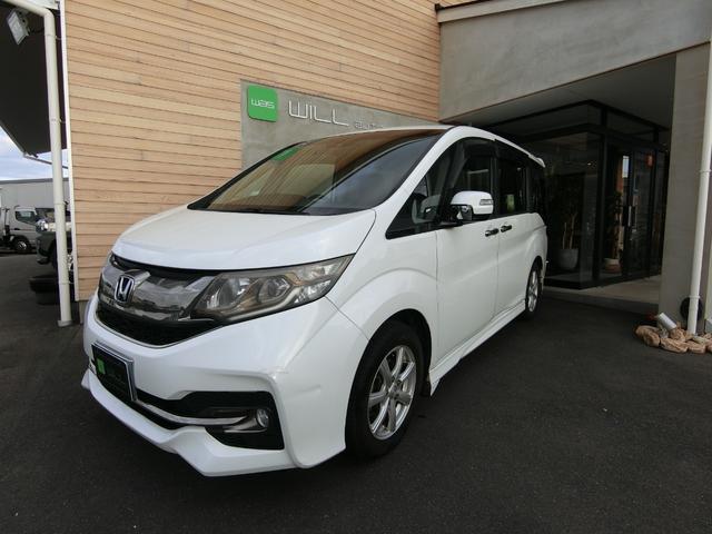 ステップワゴンスパーダ スパーダクールスピリット　アドバンスパッケージα　８人乗り　ターボ　純正ナビ　１６インチＡＷ　クルーズコントロール　両側パワースライドドア　リアわくわくゲート　リアエンターテインメントシステム　バックカメラ　ハーフレザー　シートヒーター　パドルシフト（11枚目）