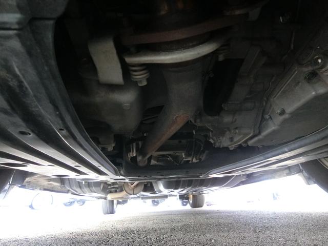 ステップワゴンスパーダ スパーダクールスピリット　アドバンスパッケージα　８人乗り　ターボ　純正ナビ　１６インチＡＷ　クルーズコントロール　両側パワースライドドア　リアわくわくゲート　リアエンターテインメントシステム　バックカメラ　ハーフレザー　シートヒーター　パドルシフト（17枚目）