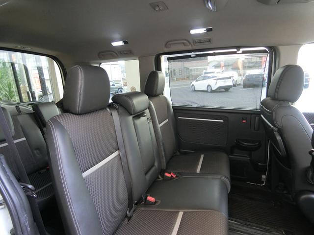 ステップワゴンスパーダ スパーダクールスピリット　アドバンスパッケージα　８人乗り　ターボ　純正ナビ　１６インチＡＷ　クルーズコントロール　両側パワースライドドア　リアわくわくゲート　リアエンターテインメントシステム　バックカメラ　ハーフレザー　シートヒーター　パドルシフト（28枚目）