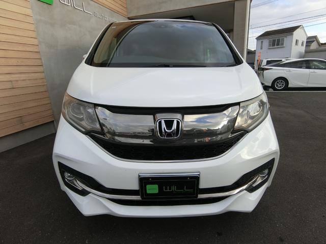 ステップワゴンスパーダ スパーダクールスピリット　アドバンスパッケージα　８人乗り　ターボ　純正ナビ　１６インチＡＷ　クルーズコントロール　両側パワースライドドア　リアわくわくゲート　リアエンターテインメントシステム　バックカメラ　ハーフレザー　シートヒーター　パドルシフト（51枚目）