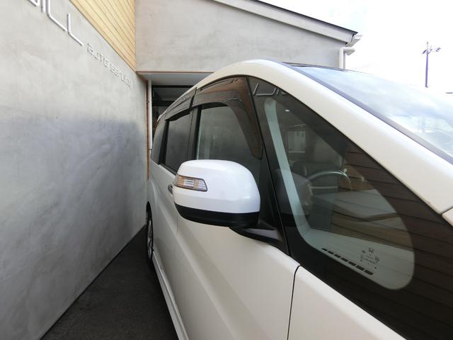 ステップワゴンスパーダ スパーダクールスピリット　アドバンスパッケージα　８人乗り　ターボ　純正ナビ　１６インチＡＷ　クルーズコントロール　両側パワースライドドア　リアわくわくゲート　リアエンターテインメントシステム　バックカメラ　ハーフレザー　シートヒーター　パドルシフト（55枚目）