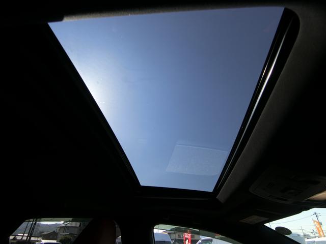 ＲＸ ＲＸ４５０ｈ　Ｆスポーツ　フルタイム４ＷＤ　サンルーフ　アラウンドビューモニター　レーダークルーズ　純正２０インチＡＷ　ＨＵＤ　ＢＳＭ　シートヒーター　シートエアコン　レザーシート　パワーシート　電動リアゲート　禁煙　記録簿（7枚目）