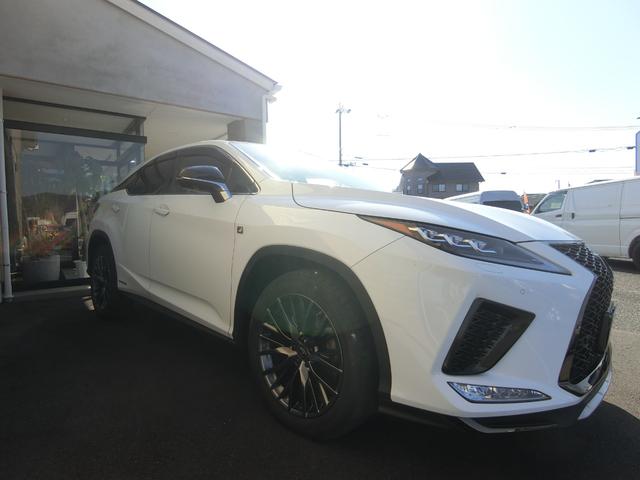 ＲＸ ＲＸ４５０ｈ　Ｆスポーツ　フルタイム４ＷＤ　サンルーフ　アラウンドビューモニター　レーダークルーズ　純正２０インチＡＷ　ＨＵＤ　ＢＳＭ　シートヒーター　シートエアコン　レザーシート　パワーシート　電動リアゲート　禁煙　記録簿（13枚目）