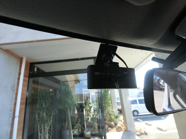 タウンエースバン ＧＬ　２（５）人乗り　ドライブレコーダー　キーレス　運転席助手席エアバック　衝突安全ボディ　ＡＢＳ　運転席パワーウィンドウ　スペアタイヤ　荷室内寸長１７６×幅１４９×高１３０ｍｍ（26枚目）