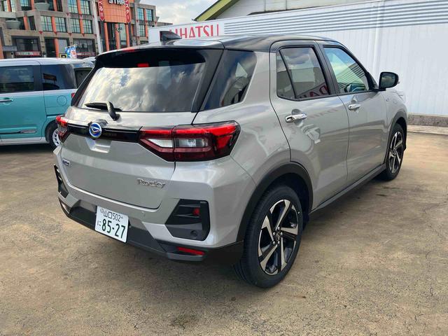 ロッキー プレミアムG HEV(8枚目)