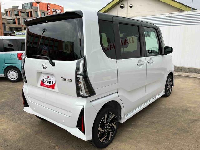 タント カスタムＸ（8枚目）