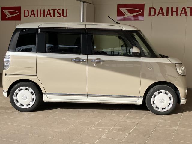 ムーヴキャンバス ＧメイクアップＶＳ　ＳＡＩＩＩ　踏み間違え防止　ブルートゥースオーディオ　パノラミックビューモニター　カーナビ　禁煙　ＡＨＢ　ＥＴＣ車載器　ＤＶＤ　ＳＤ　シートヒータ　キーフリーシステム　ＵＳＢ接続　エアバック　ＡＢＳ　記録簿（4枚目）