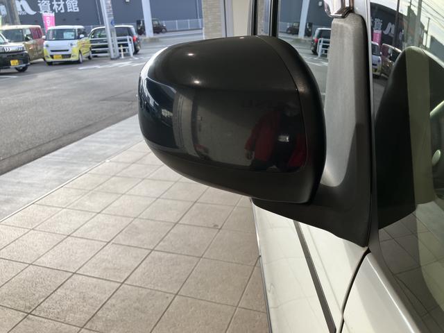 ムーヴキャンバス Ｇブラックアクセントリミテッド　ＳＡＩＩＩ　パノラマカメラ　レーンアシスト　ブルートゥース　ＤＶＤ再生　記録簿　キーフリー　アイドリングストップ　オートライト　ＥＴＣ　エアバッグ　スマートキー　ナビ　ＡＢＳ　禁煙車　ワンオーナー　ＳＤナビ（49枚目）