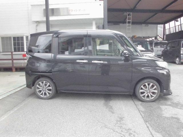 トール カスタムＧ　ターボ　ＳＡＩＩ　衝突回避支援システム　アルパイン専用９インチＳＤナビ　フルセグ地デジ　パノラミックビューモニター　ＥＴＣ　ドライブレコーダー　両側電動スライドドア　クルーズコントロール　ＬＥＤヘッドライト（7枚目）