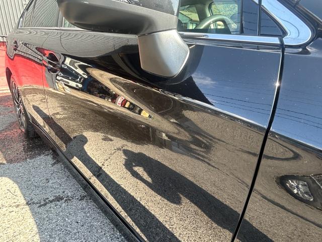 レガシィB4 ベースグレード アイサイト サンルーフ Bluetooth対応純正ナビフルセグTV・バックカメラ 禁煙車 全席シートヒーター 純正18インチアルミ(16枚目)